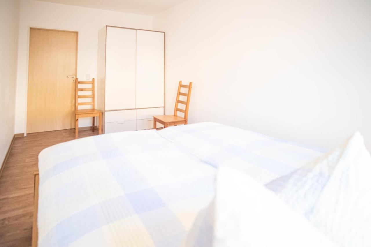 Helle Ferienwohnung Im Hinterhof เดรสเดน ภายนอก รูปภาพ