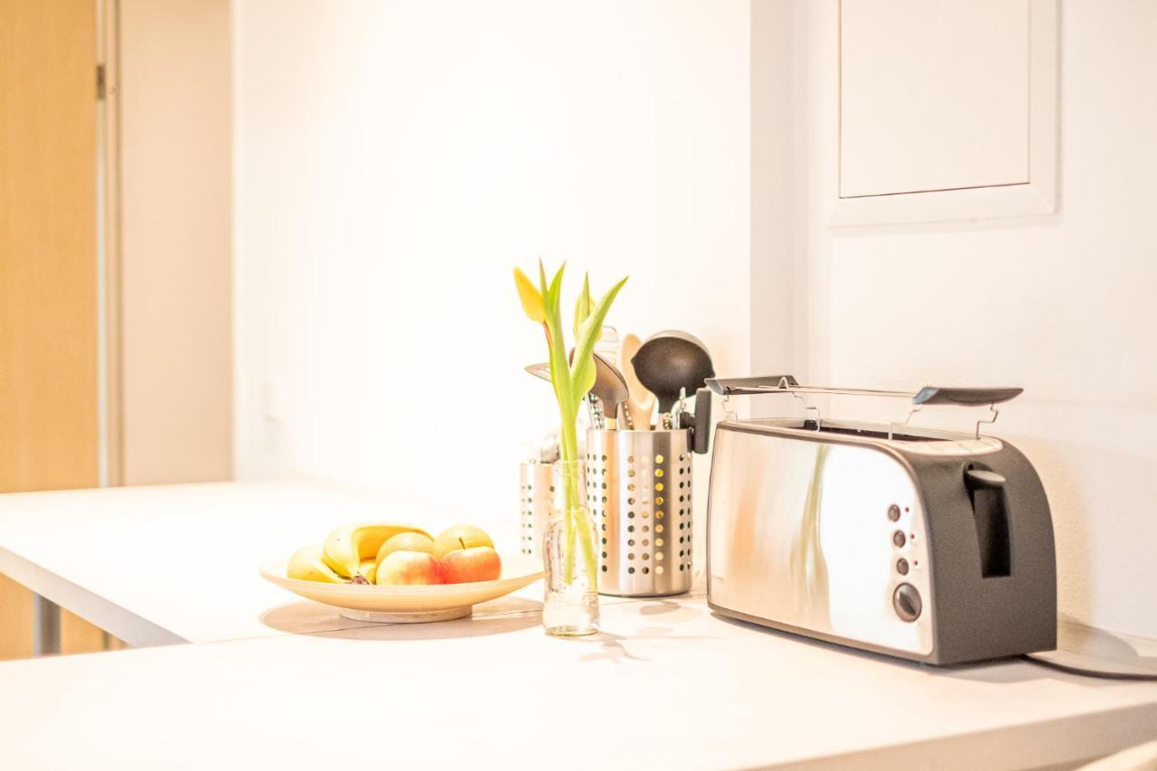 Helle Ferienwohnung Im Hinterhof เดรสเดน ภายนอก รูปภาพ